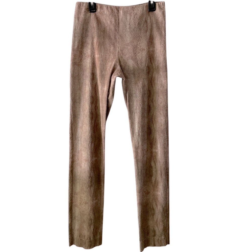 D. Exterior textured print tan colored leggings